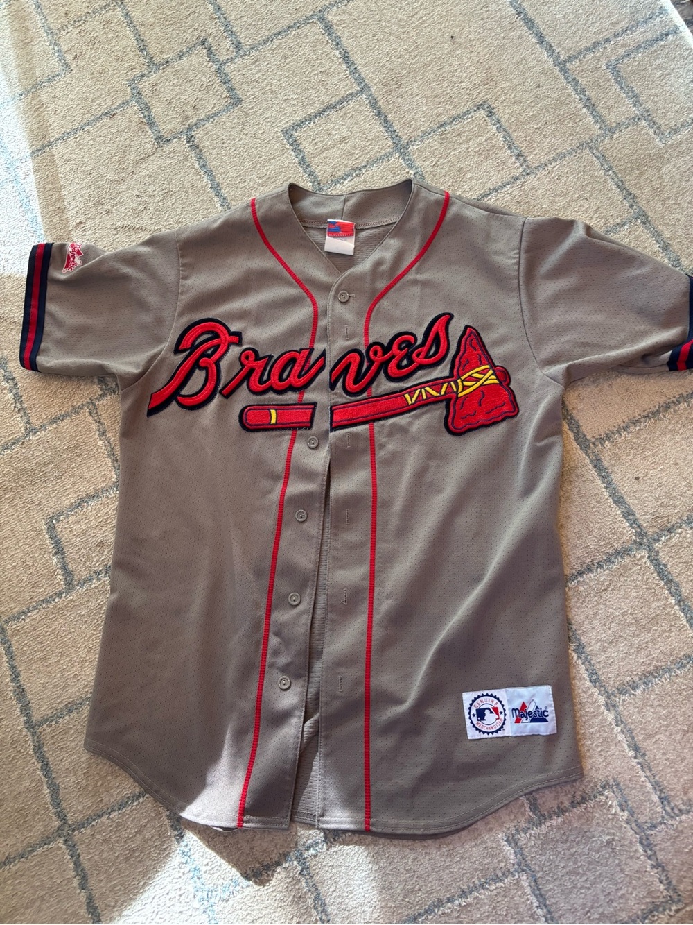 vintage gray Atlanta Braves Majestic baseball jersey